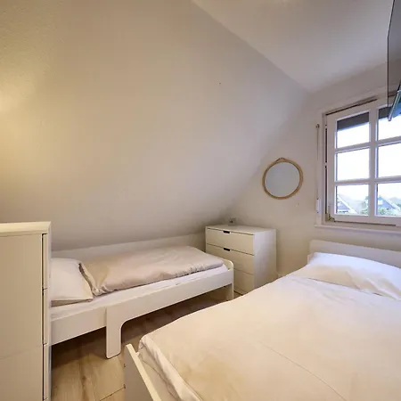 Ferienhaus, Am Ringwall 85 *